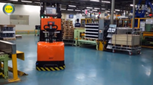 艾吉威無反光板堆垛式激光叉車AGV