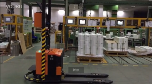 艾吉威搬運(yùn)式無反光板激光叉車AGV