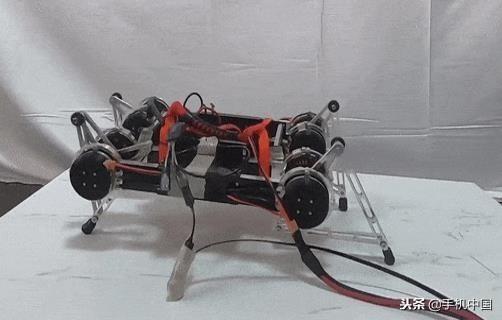 深度學(xué)習(xí)能力 人工智能教機器人走路！