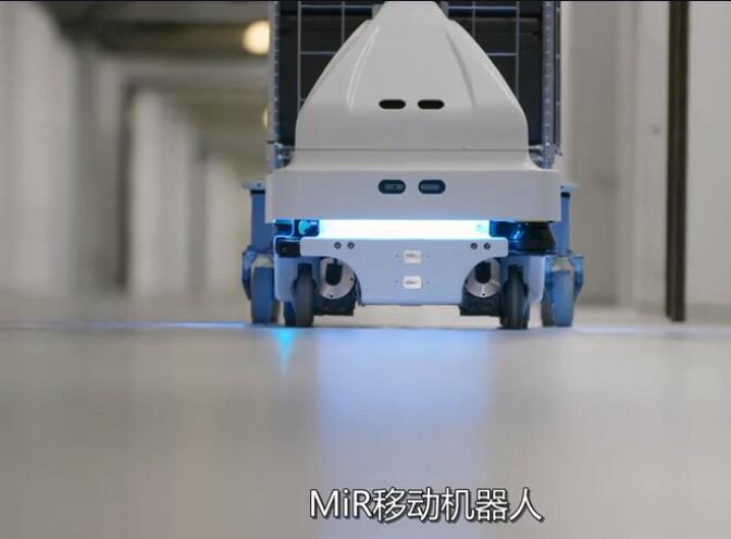 全球首款采用人工智能的移動(dòng)機(jī)器人賦能機(jī)器人導(dǎo)航以全新高度