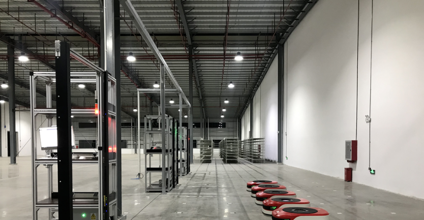 自推式自主移動機器人（AMR）