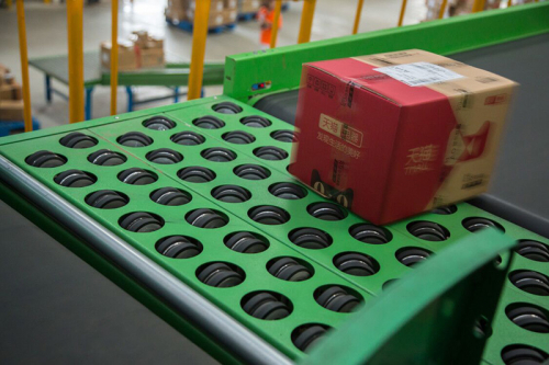 O帶式-偏轉(zhuǎn)輪分揀機(jī)系統(tǒng)