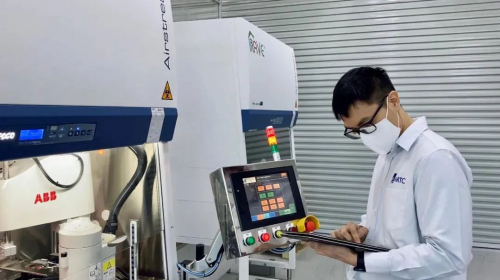 新加坡的新冠檢測系統(tǒng)，使用ABB機器人