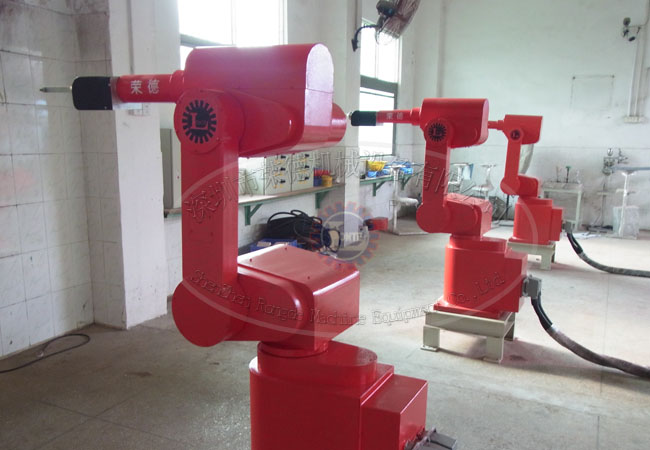 汽車儀表盤噴涂機器人_中國AGV網(wǎng)(www.wnmc.org.cn) 汽車儀表盤噴涂機器人_中國AGV網(wǎng)(www.wnmc.org.cn)