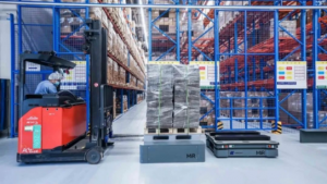 快訊 | MiR 推出數(shù)字展廳 MiR World 全球首展聚焦 MiRGo 頂部模塊平臺(tái)，開(kāi)放生態(tài)賦能柔性生產(chǎn)