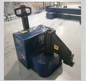 歐力美（OLiMei)產(chǎn)品--電動牽引車