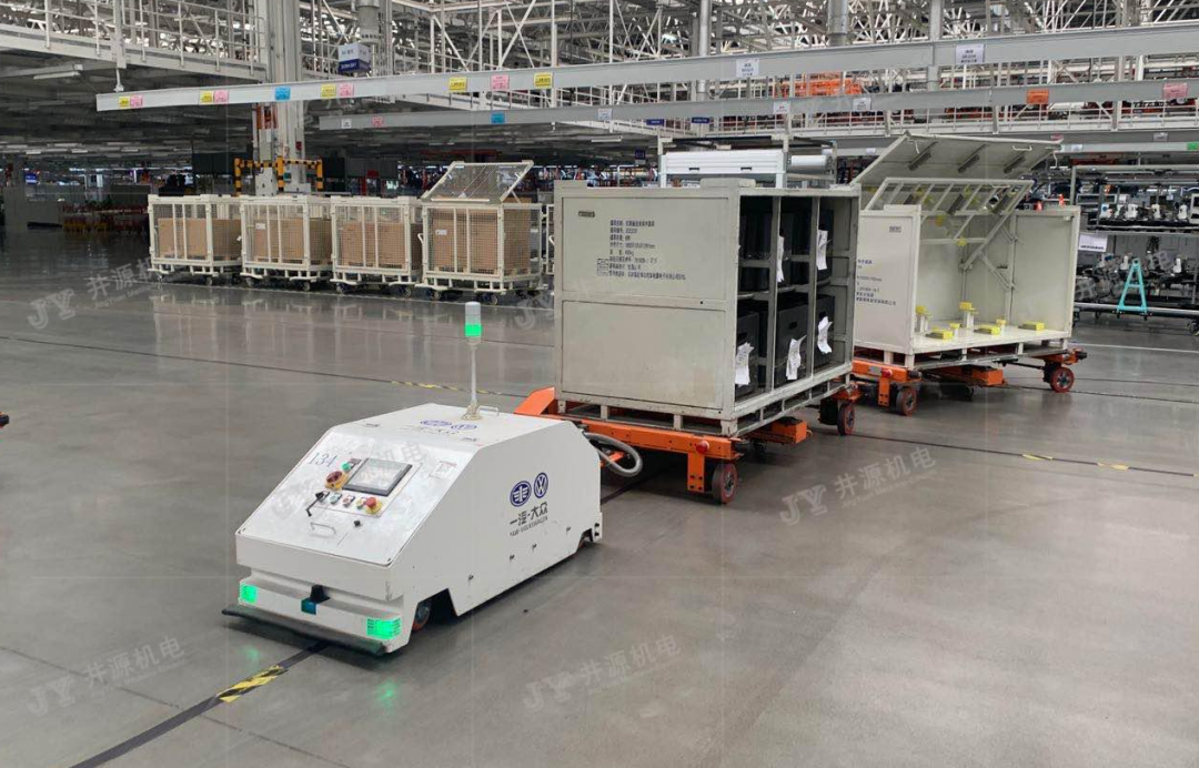磁導(dǎo)航尾部牽引AGV