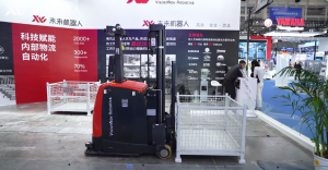 三層料籠堆疊，未來機器人VNP15無人叉車閃耀2023世界智能制造大會#展會活動