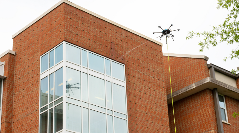 窗戶清潔無人機(jī)